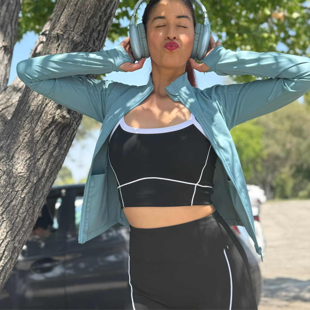 Black Power Shorts Set (Sports Bra + Shorts)